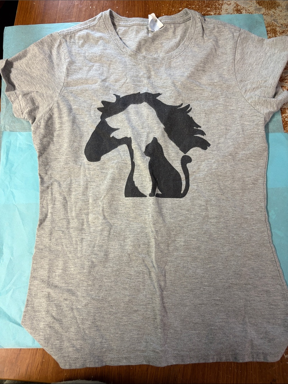Gray Tee with Black Horse, grey dog & black cat Silhouette